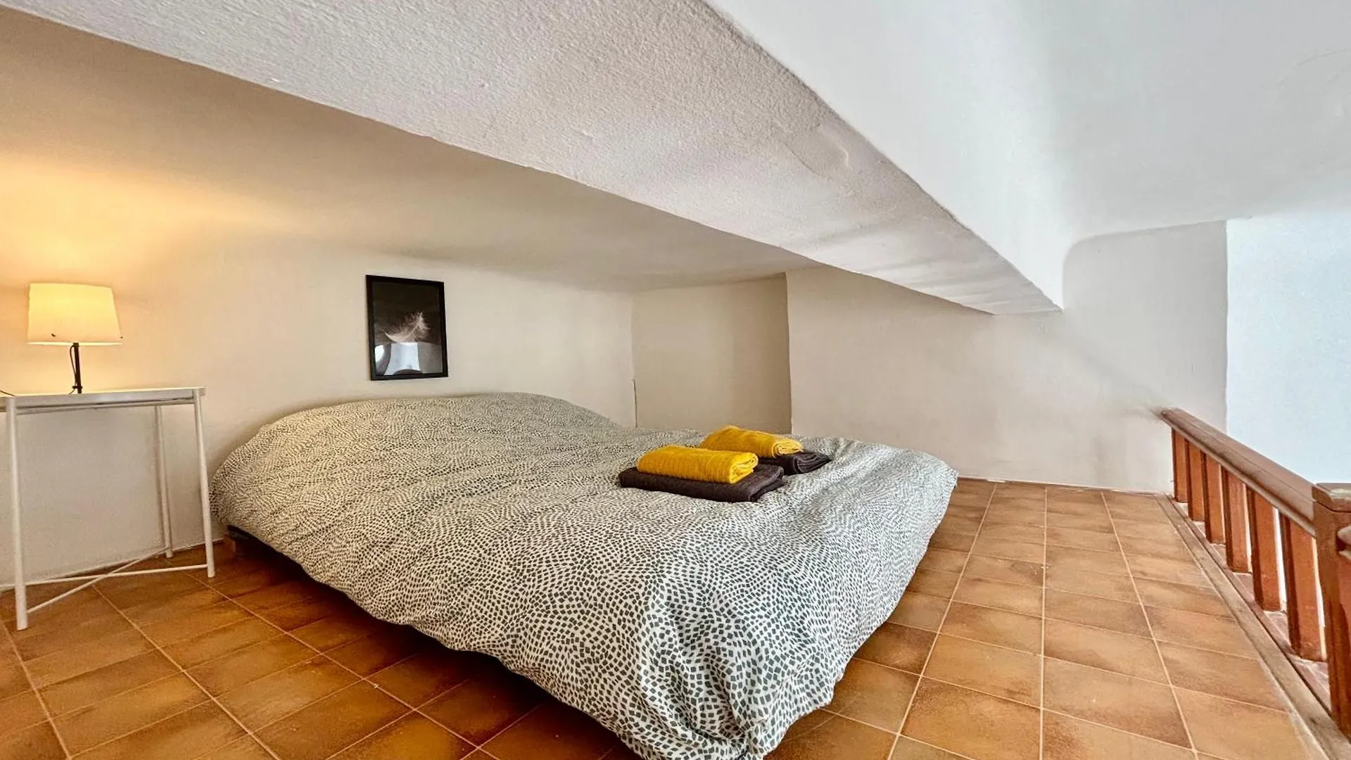 Charmant T1 Mezzanine Provencal 엑상프로방스
